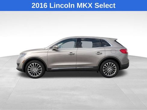 Used 2016 Lincoln MKX Select FWD image 2