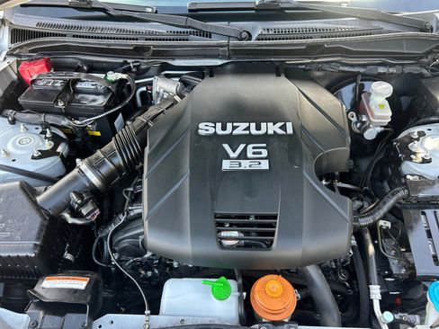 Used 2010 Suzuki Grand Vitara Limited image 29