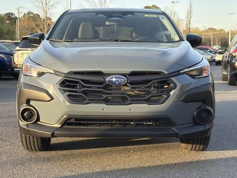 Used 2025 Subaru Crosstrek 2.0i image 8