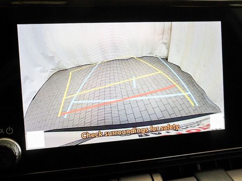 Used 2023 Toyota RAV4 LE image 12