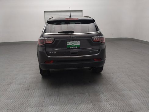 Used 2018 Jeep Compass Limited w/ Navigation Group AWD/4WD image 6