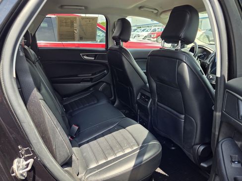 Used 2023 Ford Edge SEL w/ Convenience Package AWD/4WD image 17