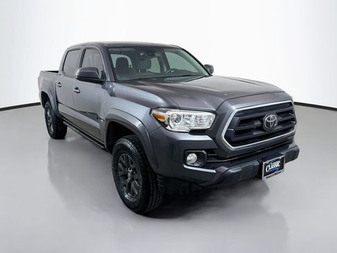 Used 2021 Toyota Tacoma SR5 w/ SR5 Appearance Package (SM) RWD image 1