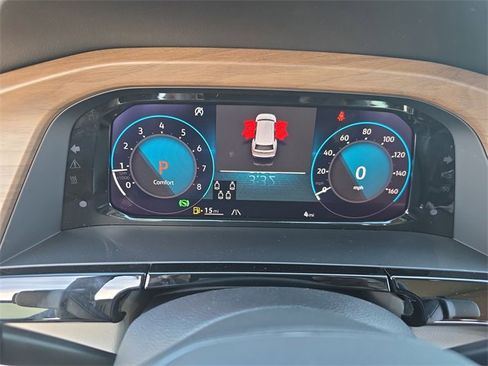 New 2026 Volkswagen Atlas SE image 10