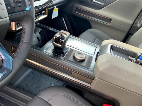New 2024 GMC Hummer EV 3X w/ Extreme Off-Road Package AWD/4WD image 6