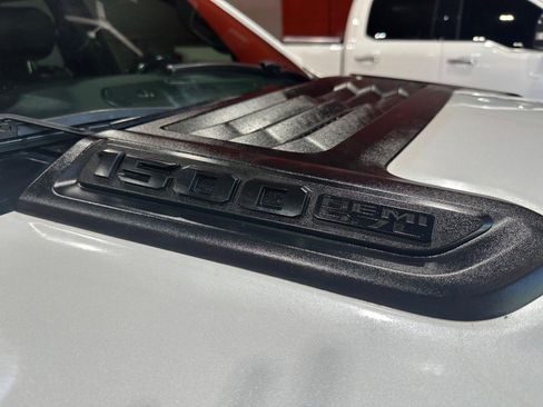 Used 2020 RAM 1500 Sport w/ Level 2 Equipment Goup w/2_L AWD/4WD image 12