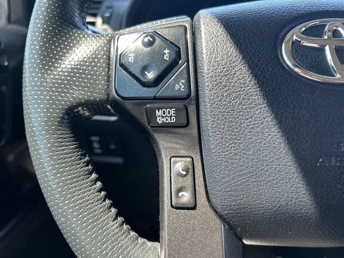 Used 2020 Toyota 4Runner Venture w/ Moonroof Package AWD/4WD image 25