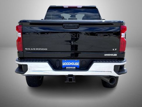 Used 2024 Chevrolet Silverado 2500 LT AWD/4WD image 6
