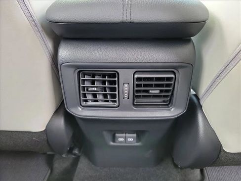Used 2023 Toyota RAV4 XLE Premium AWD/4WD image 17