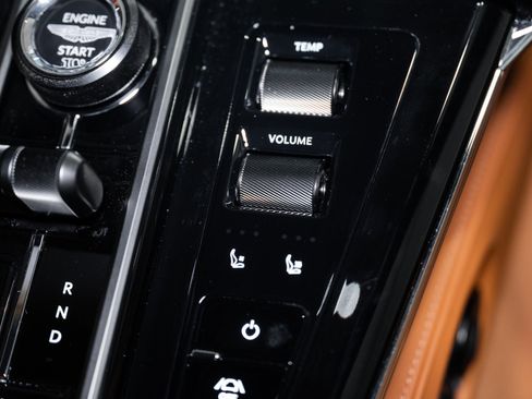 New 2026 Aston Martin V8 Vantage S image 31