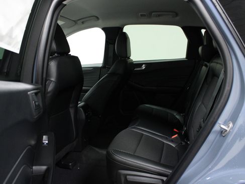 New 2026 Ford Escape SE image 13