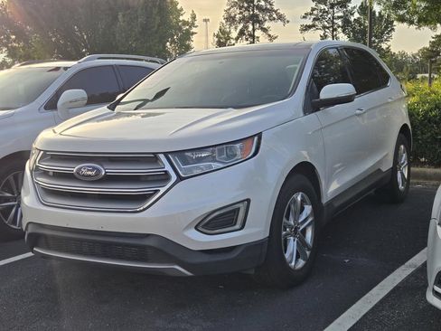 Used 2016 Ford Edge SEL w/ Equipment Group 201A FWD image 3