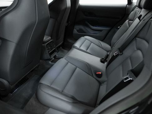 Certified 2023 Porsche Taycan 4S AWD/4WD image 34