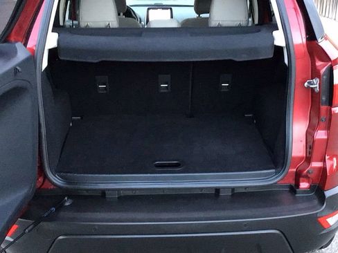 Used 2019 Ford EcoSport SE w/ SE Convenience Package image 10