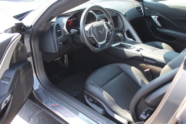 Used 2016 Chevrolet Corvette Stingray Coupe w/ Battery Protection Package RWD image 23