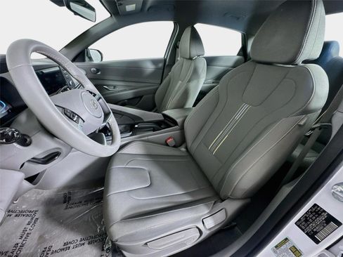 Certified 2026 Hyundai Elantra Sport FWD image 11