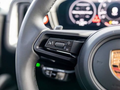 New 2026 Porsche Cayenne S image 29