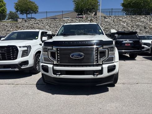 Used 2022 Ford F450 Limited w/ FX4 Off-Road Package AWD/4WD image 2
