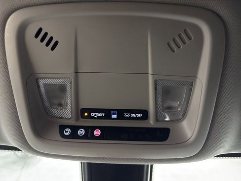 Used 2022 Chevrolet Malibu RS image 18