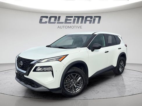 Used 2022 Nissan Rogue S FWD image 1