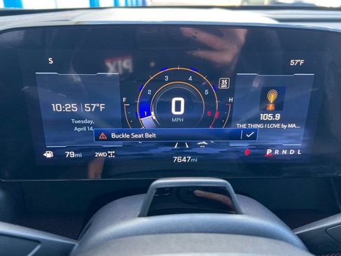 Used 2025 Chevrolet Traverse Z71 w/ Enhanced Driving Package AWD/4WD image 23