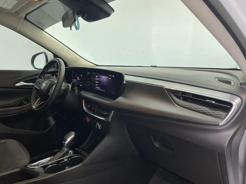 Used 2025 Buick Encore GX Preferred w/ Comfort Package image 35