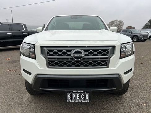 Used 2022 Nissan Frontier SV image 8