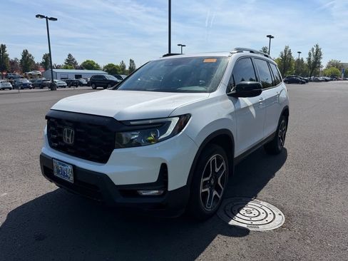 Used 2023 Honda Passport Elite image 3