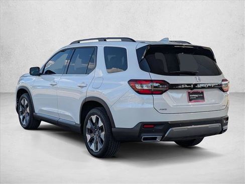 Certified 2026 Honda Pilot Elite image 8