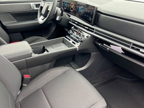 New 2026 Hyundai Santa Fe SE image 17