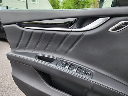 Used 2022 Maserati Ghibli Modena Q4 AWD/4WD image 43