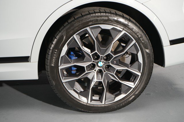 Used 2024 BMW X7 M60i w/ Executive Package AWD/4WD image 70