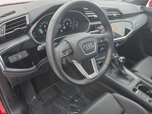 Certified 2025 Audi Q3 2.0T Premium w/ Convenience Package AWD/4WD image 21
