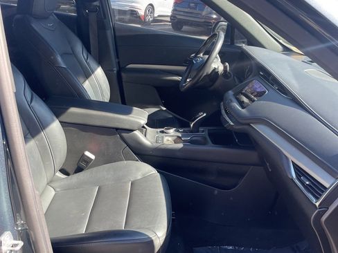 Used 2020 Cadillac XT4 Premium Luxury image 16