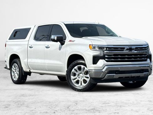 Used 2023 Chevrolet Silverado 1500 LTZ AWD/4WD image 2
