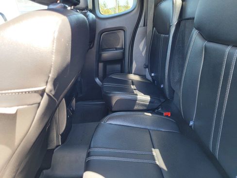 Used 2019 Ford Ranger Lariat w/ Equipment Group 501A Mid RWD image 16