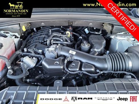 Certified 2023 Jeep Grand Cherokee L Laredo AWD/4WD image 20