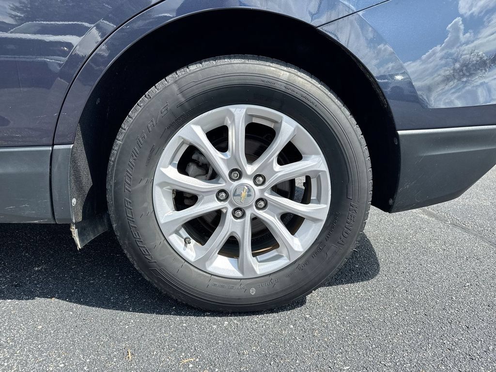 Used 2019 Chevrolet Equinox LT FWD image 26