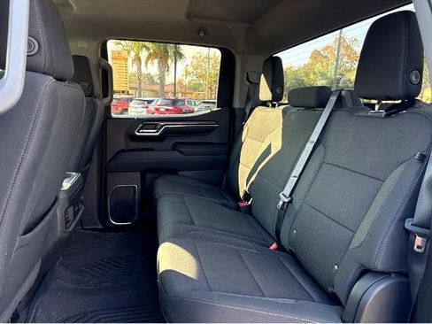 Certified 2022 Chevrolet Silverado 1500 LT Trail Boss image 26