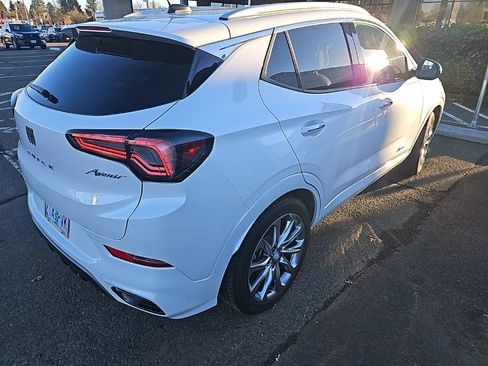 Used 2024 Buick Encore GX Avenir image 3