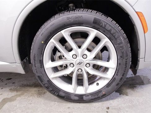 Used 2024 Dodge Durango GT image 12