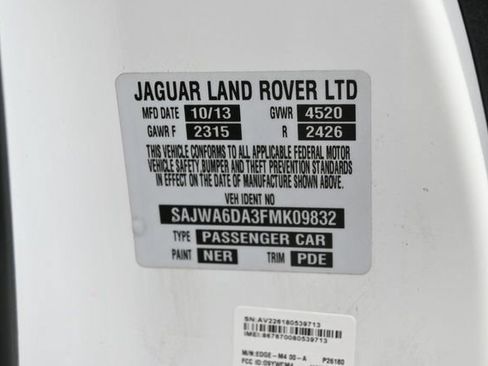 Used 2015 Jaguar F-TYPE R RWD image 16