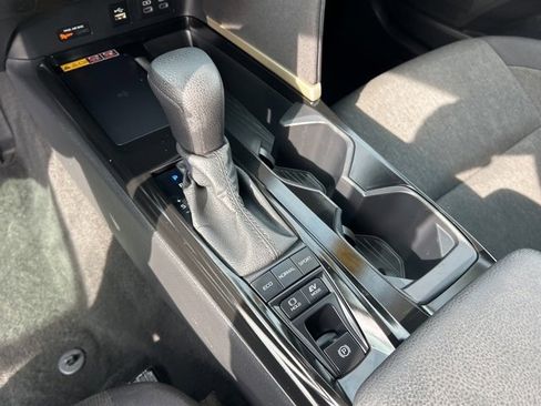 Used 2025 Toyota Camry LE image 24