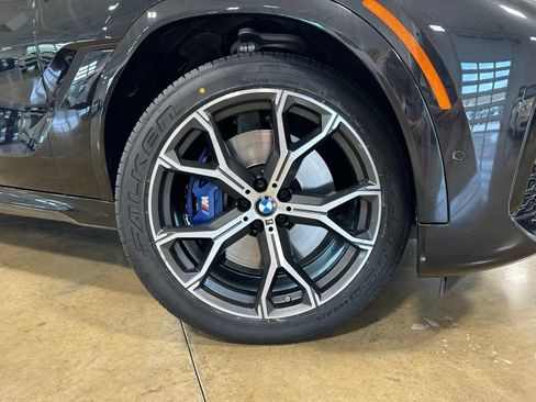 Used 2023 BMW X6 M50i AWD/4WD image 10