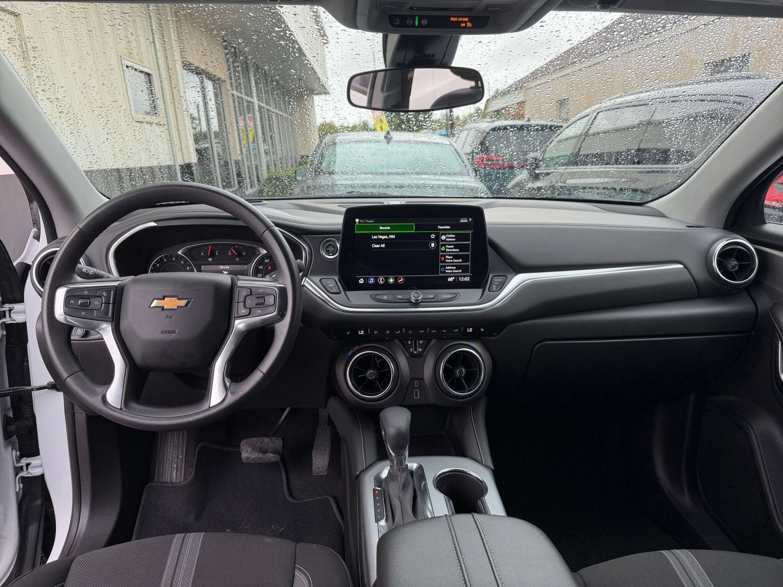Used 2025 Chevrolet Blazer LT FWD image 34