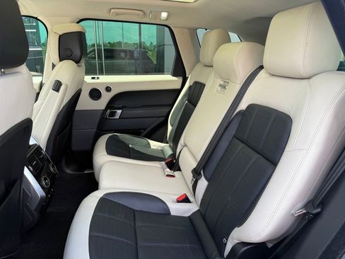 Used 2018 Land Rover Range Rover Sport HSE Dynamic AWD/4WD image 7