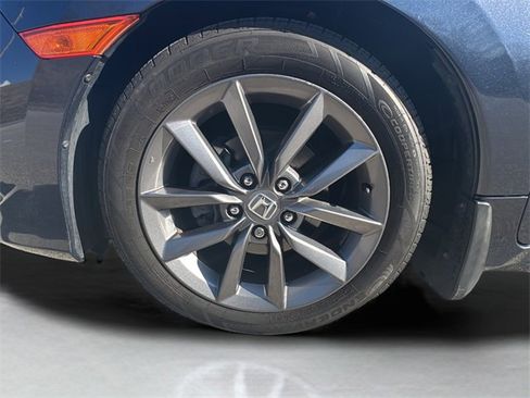 Certified 2019 Honda Civic EX image 4