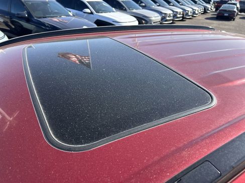 Used 2019 Toyota RAV4 XLE w/ Convenience Package image 21