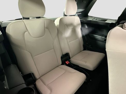 New 2026 Volvo XC90 B5 Core AWD/4WD image 28