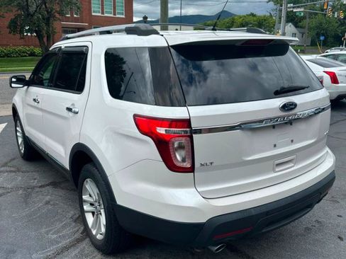 Used 2014 Ford Explorer XLT w/ Equipment Group 201A AWD/4WD image 3